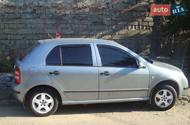 Хэтчбек Skoda Fabia 2003 в Одессе
