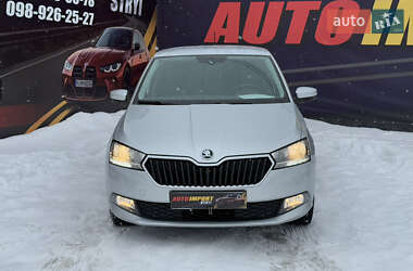 Хэтчбек Skoda Fabia 2020 в Стрые
