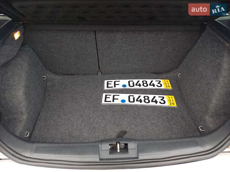 Хэтчбек Skoda Fabia 2006 в Мукачево