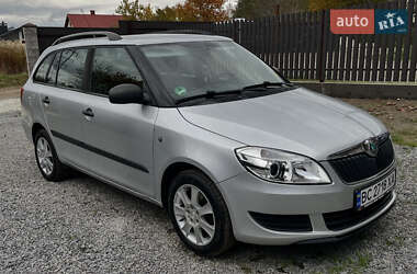 Універсал Skoda Fabia 2011 в Львові