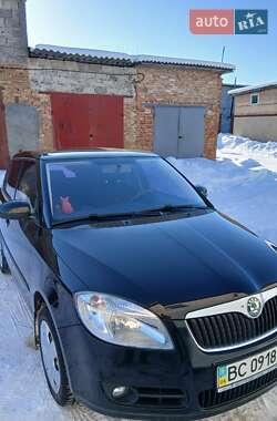 Хэтчбек Skoda Fabia 2008 в Львове