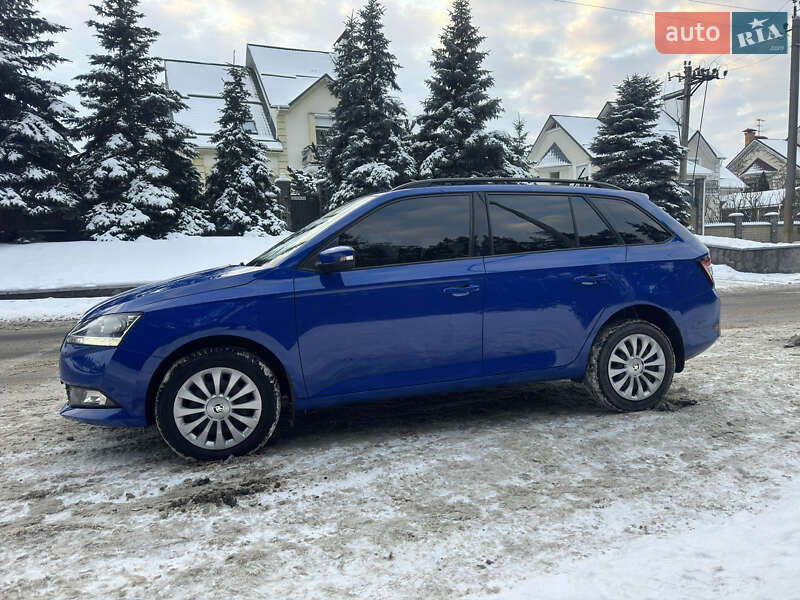 Универсал Skoda Fabia 2021 в Киеве