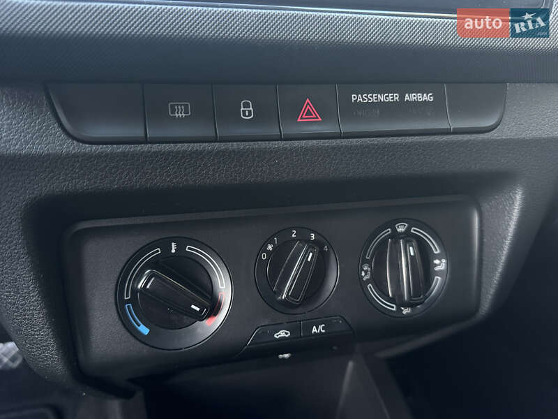 Универсал Skoda Fabia 2021 в Киеве