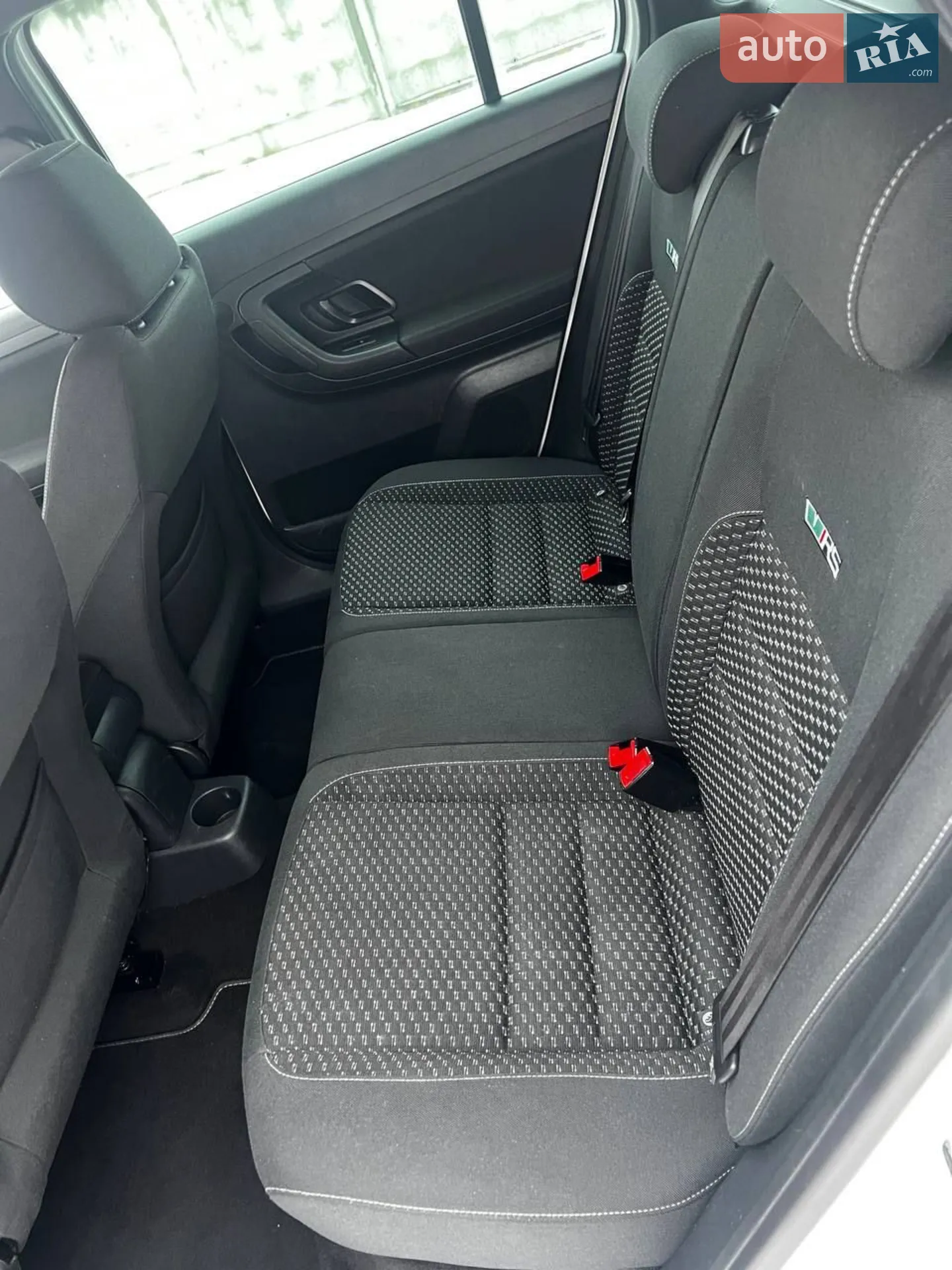 2011 Skoda Fabia - мініатюра 65