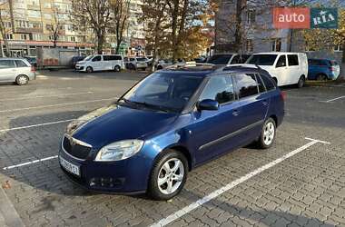 Універсал Skoda Fabia 2010 в Луцьку