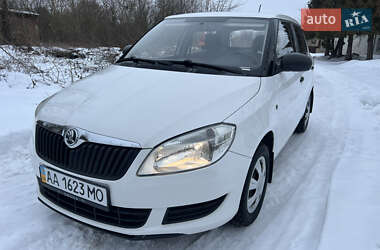 Хетчбек Skoda Fabia 2013 в Івано-Франківську