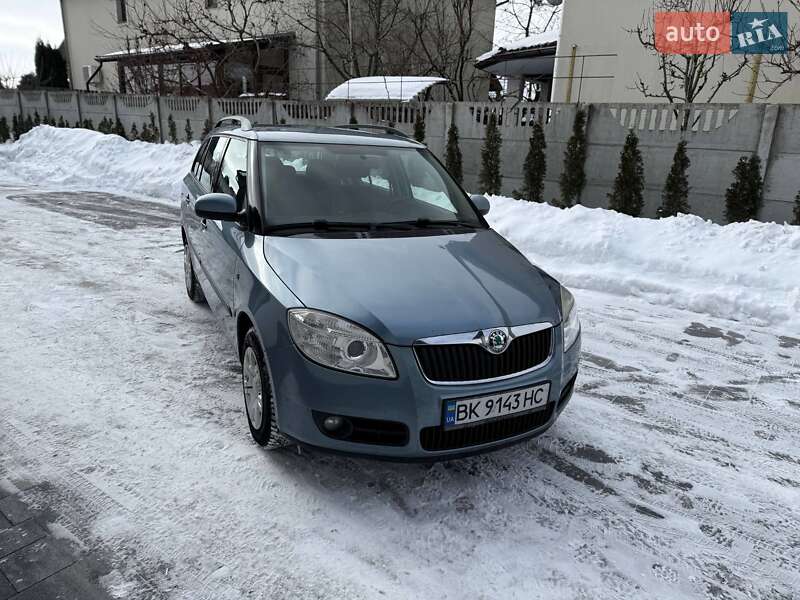 Универсал Skoda Fabia 2008 в Ровно фото 4 Универсал Skoda Fabia 2008 в Ровно