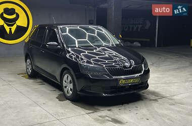 Универсал Skoda Fabia 2016 в Черновцах