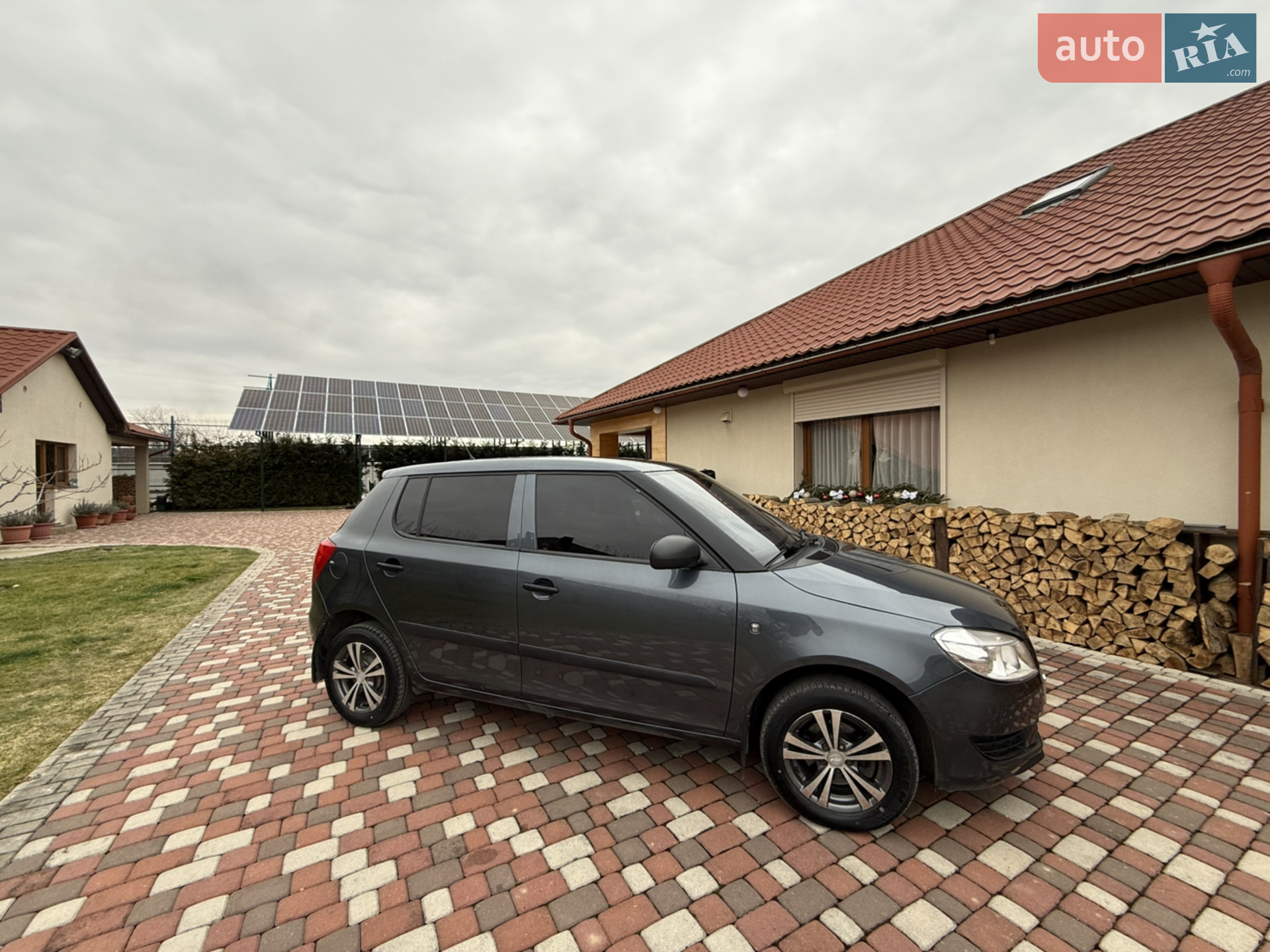 2010 Skoda Fabia - мініатюра 10