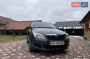 Хэтчбек Skoda Fabia 2010 в Виноградове