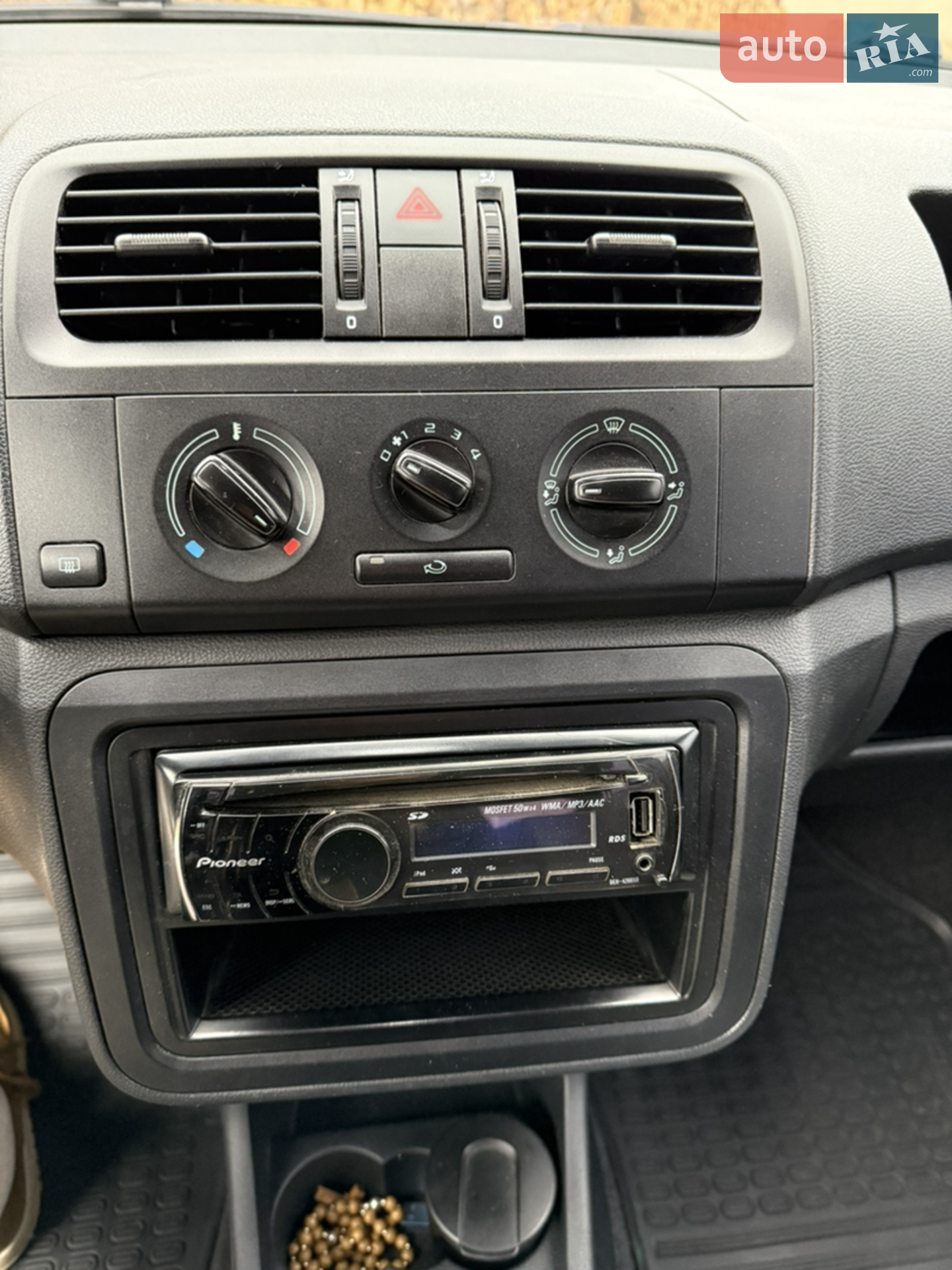 2010 Skoda Fabia - мініатюра 22