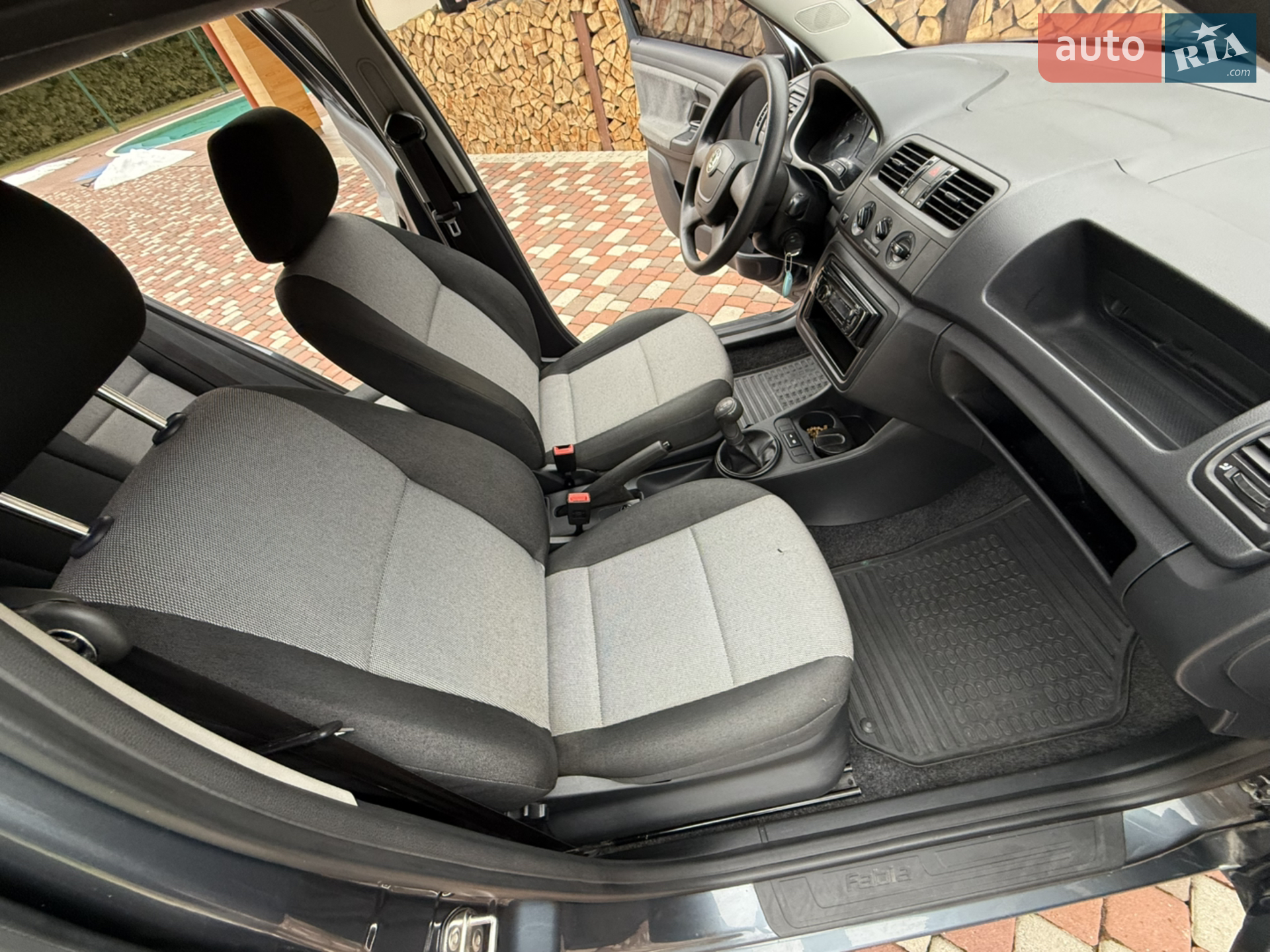 2010 Skoda Fabia - мініатюра 30