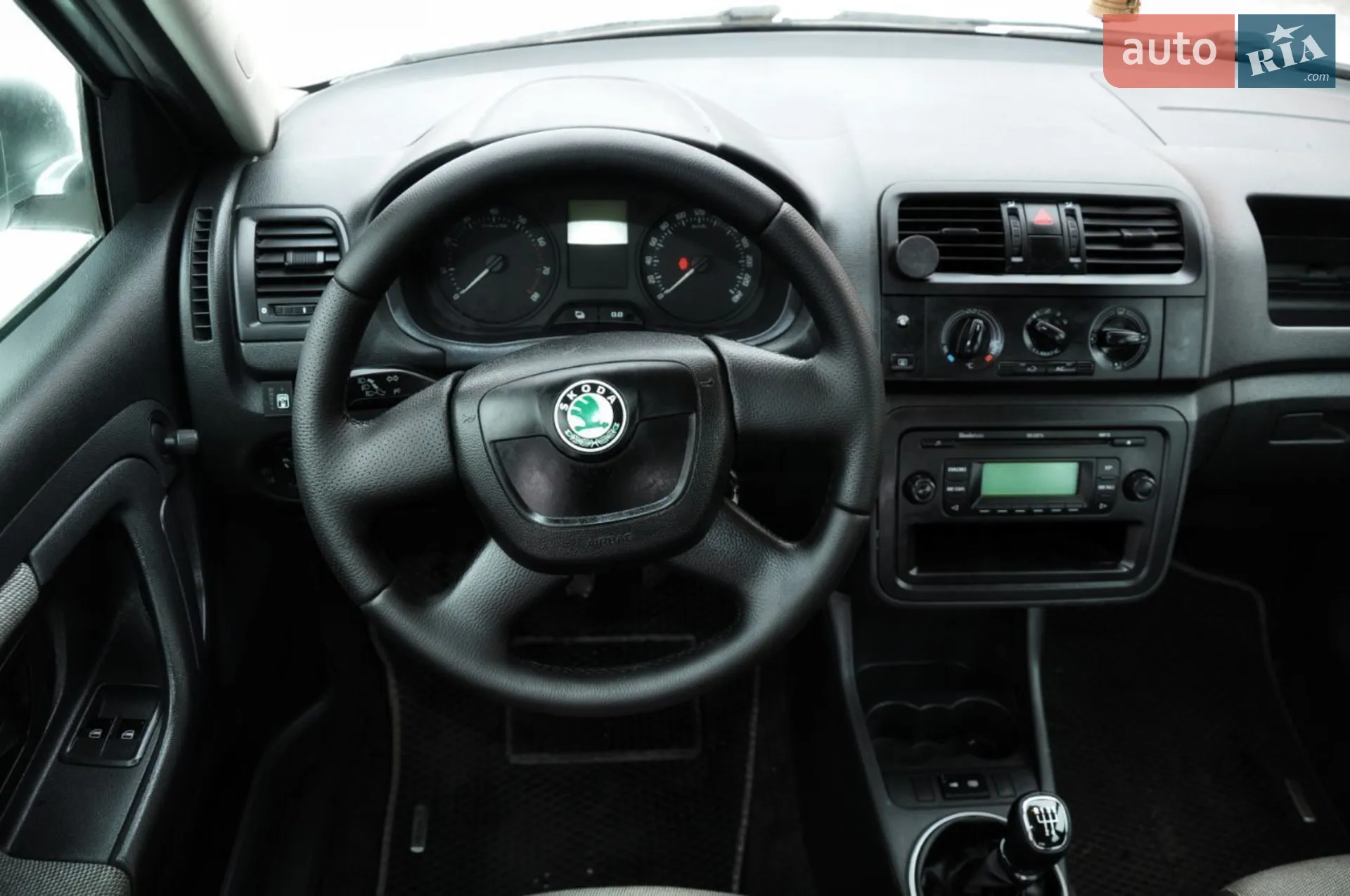 2010 Skoda Fabia - мініатюра 6