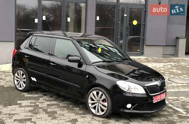 Хэтчбек Skoda Fabia 2012 в Львове
