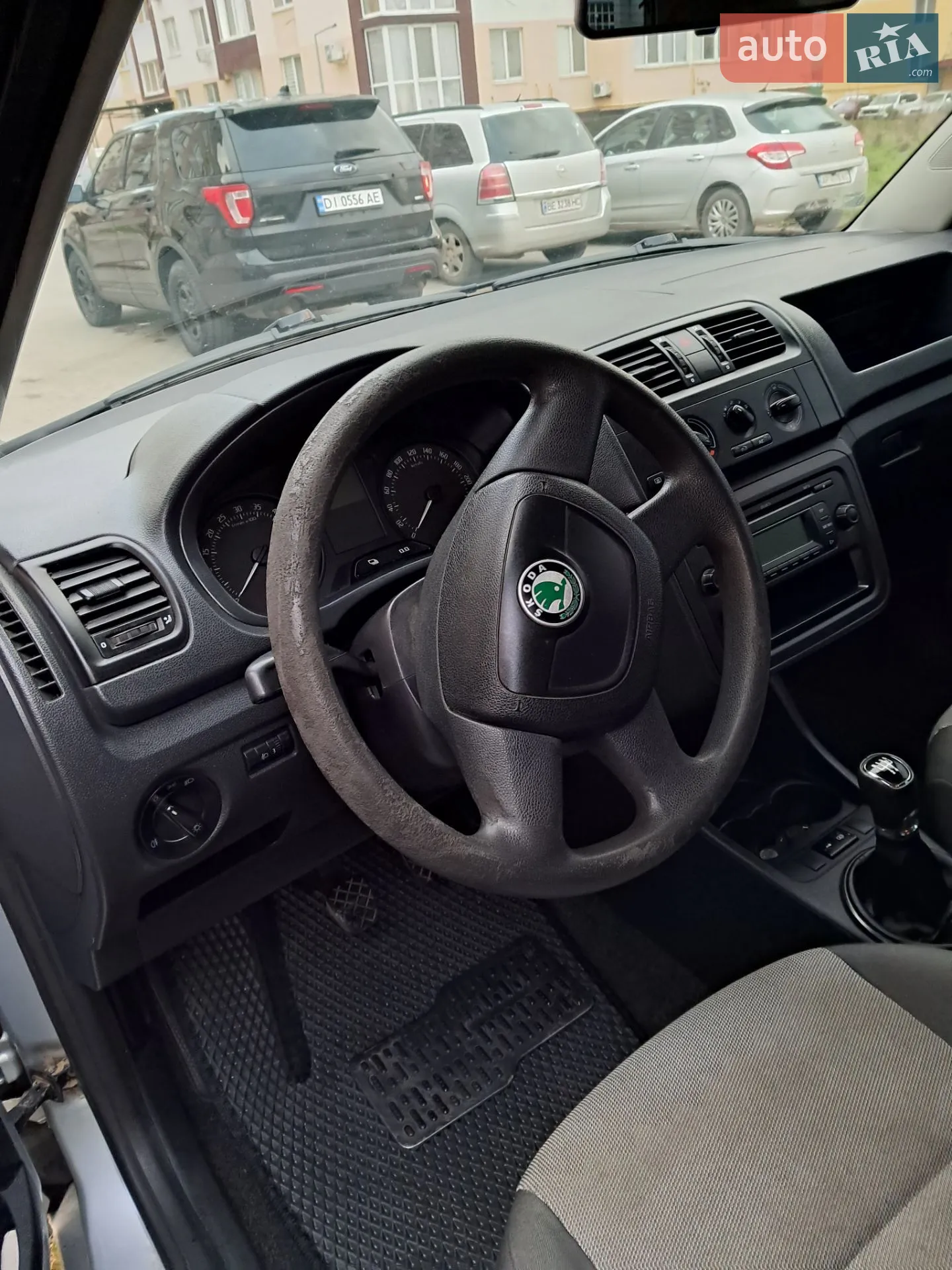 2011 Skoda Fabia - мініатюра 10