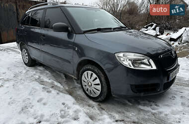 Универсал Skoda Fabia 2009 в Запорожье