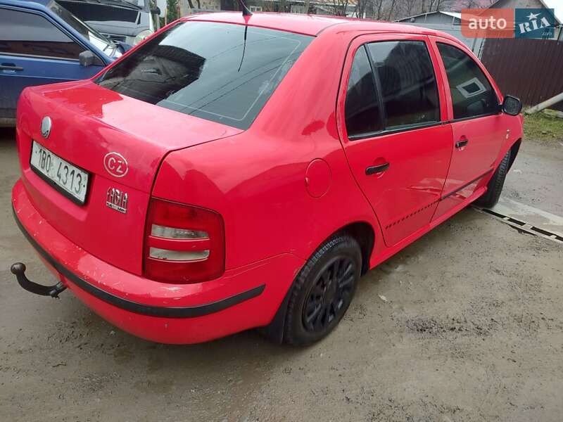 Седан Skoda Fabia 2002 в Тячеве