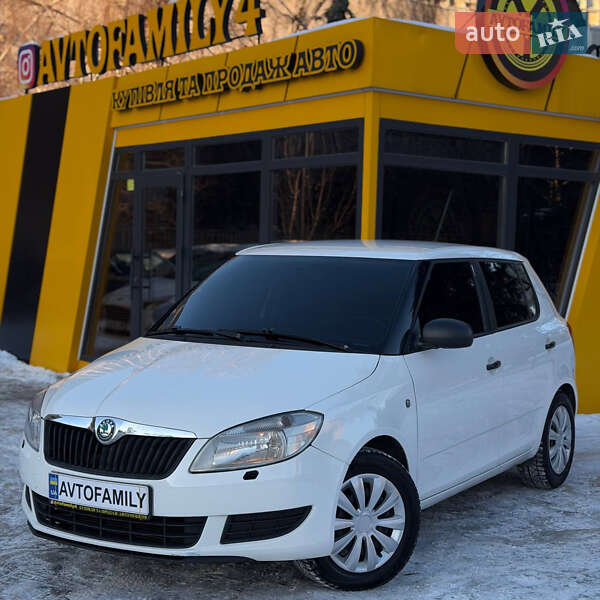 Хэтчбек Skoda Fabia 2012 в Киеве