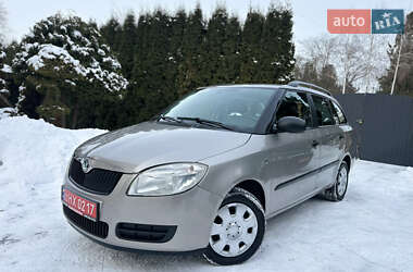 Універсал Skoda Fabia 2009 в Луцьку