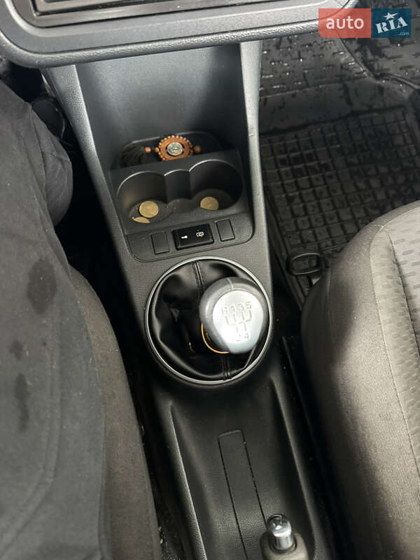 Хэтчбек Skoda Fabia 2012 в Лубнах