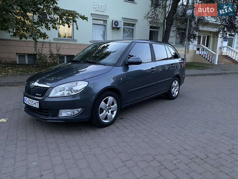 Универсал Skoda Fabia 2011 в Ужгороде