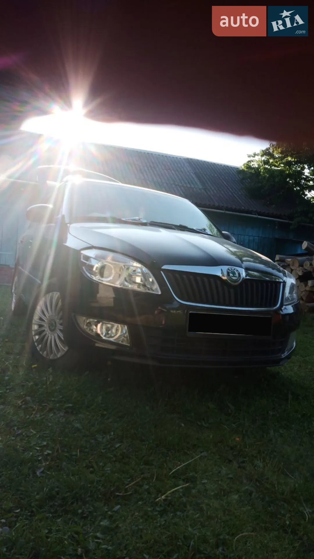 2011 Skoda Fabia - мініатюра 2
