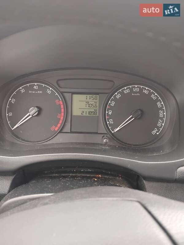 Універсал Skoda Fabia 2009 в Сумах