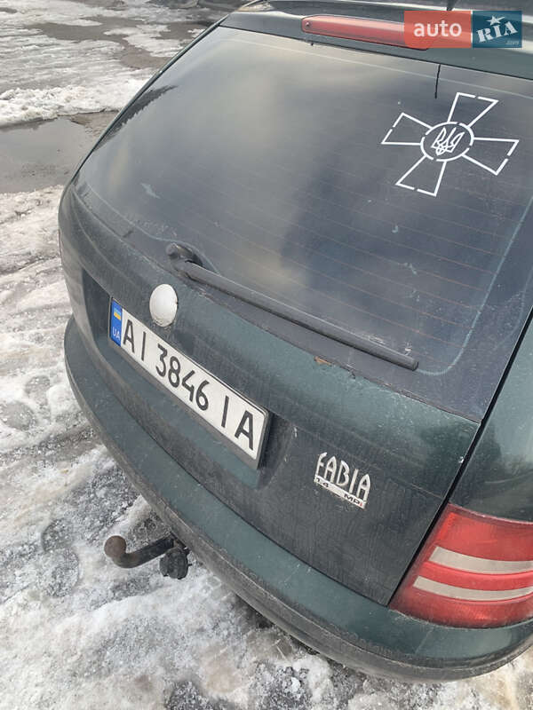 Универсал Skoda Fabia 2003 в Згуровке