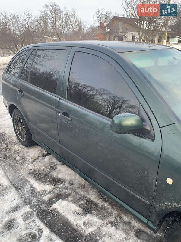 Универсал Skoda Fabia 2003 в Згуровке