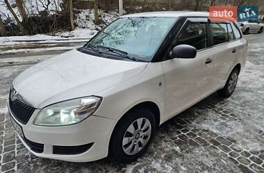 Універсал Skoda Fabia 2012 в Вінниці