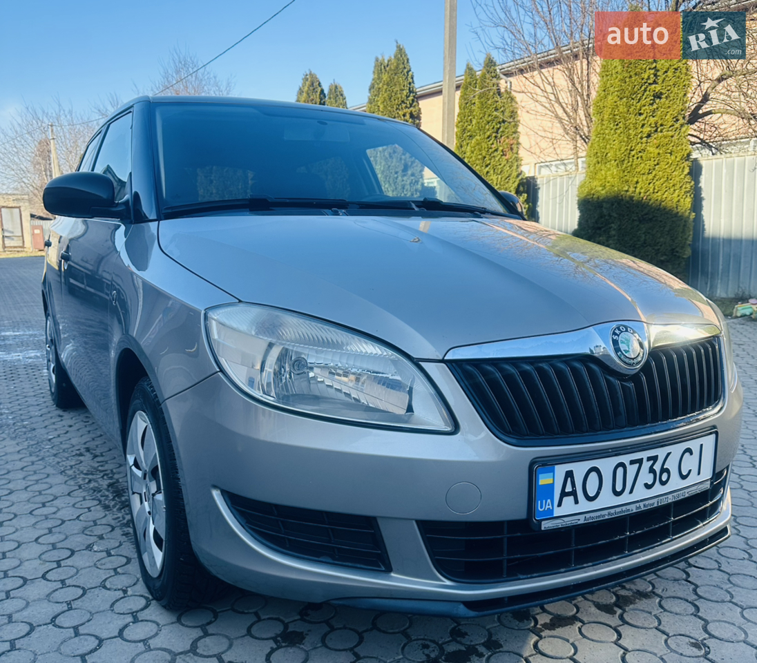 2010 Skoda Fabia - мініатюра 9