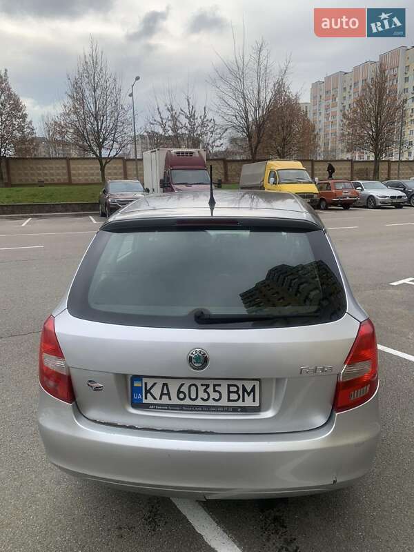 Универсал Skoda Fabia 2011 в Киеве