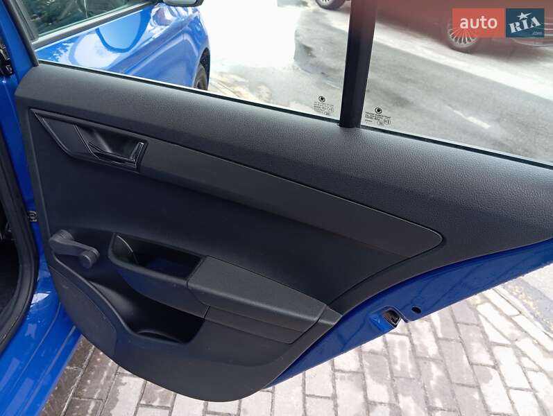 Универсал Skoda Fabia 2021 в Киеве