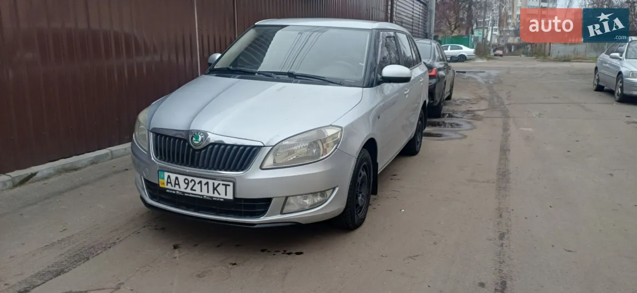 2012 Skoda Fabia - мініатюра 13