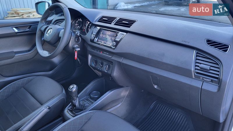 Универсал Skoda Fabia 2021 в Киеве фото 21 Универсал Skoda Fabia 2021 в Киеве