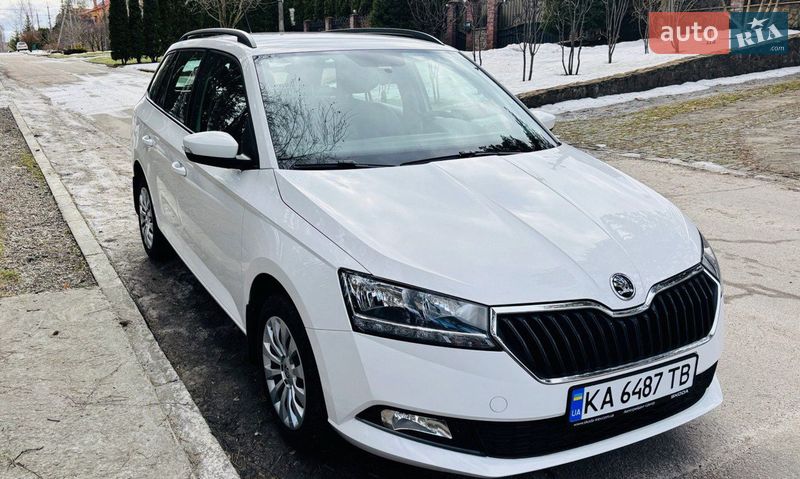 Універсал Skoda Fabia 2021 в Києві