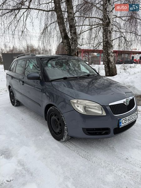 Универсал Skoda Fabia 2009 в Чернигове