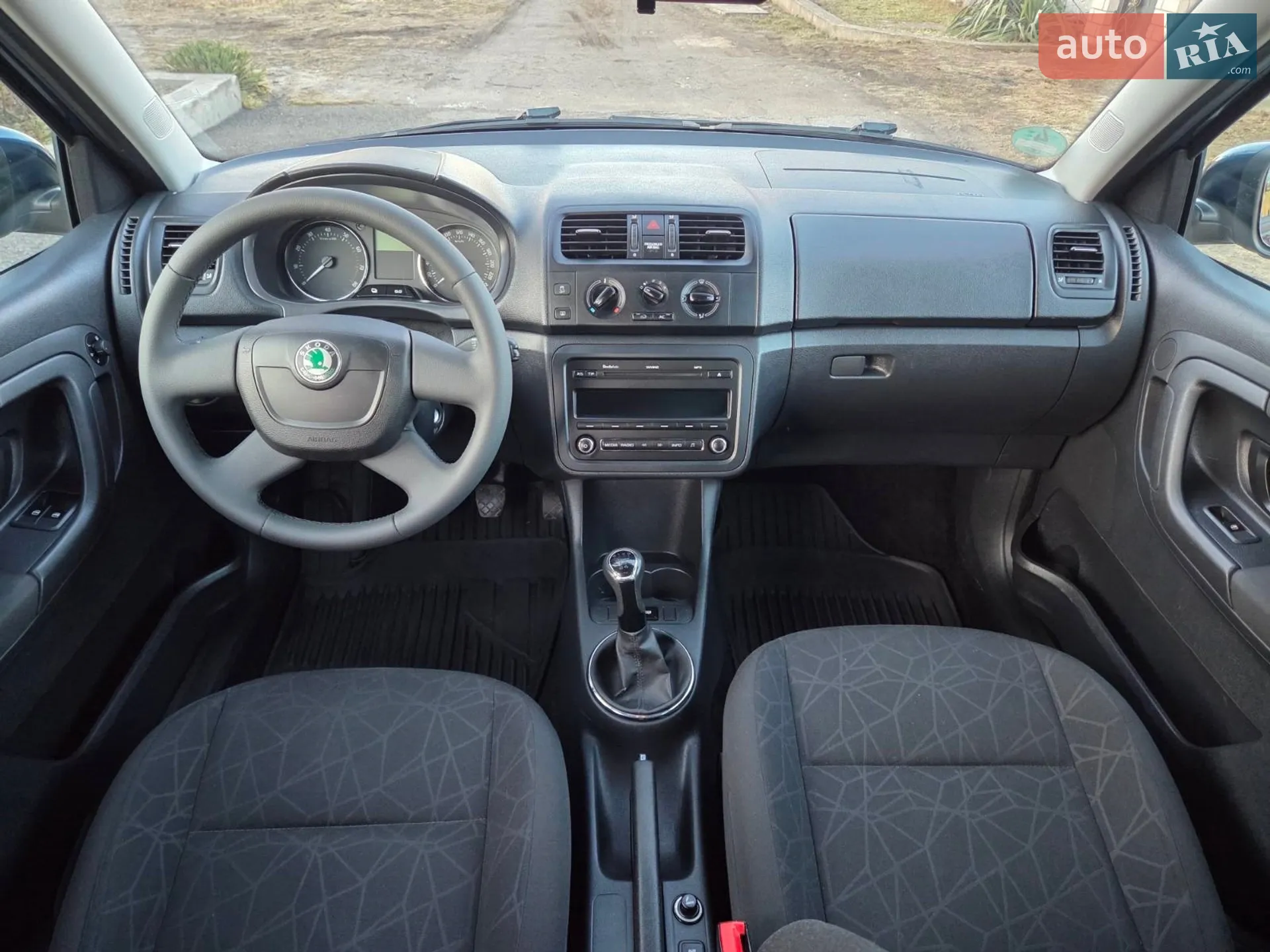 2012 Skoda Fabia - мініатюра 12