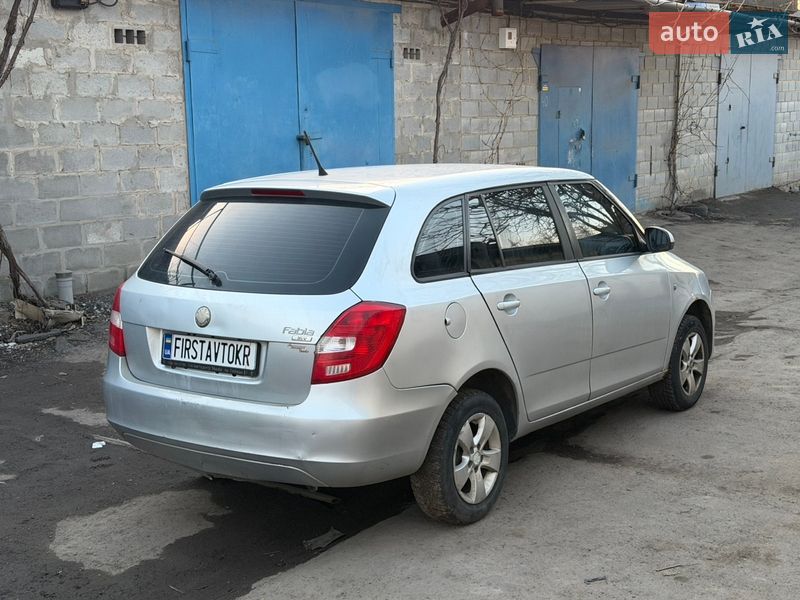 Универсал Skoda Fabia 2010 в Кривом Роге