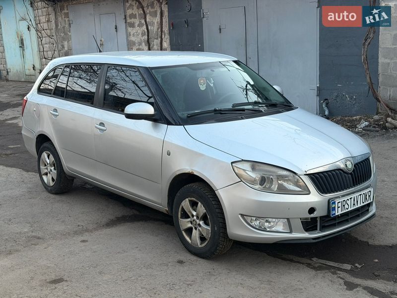 Универсал Skoda Fabia 2010 в Кривом Роге