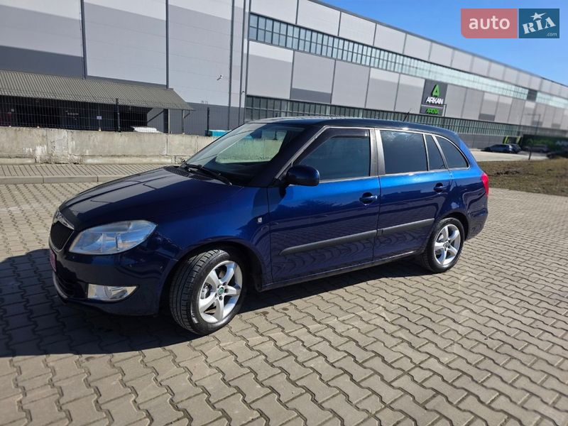 Универсал Skoda Fabia 2010 в Ивано-Франковске