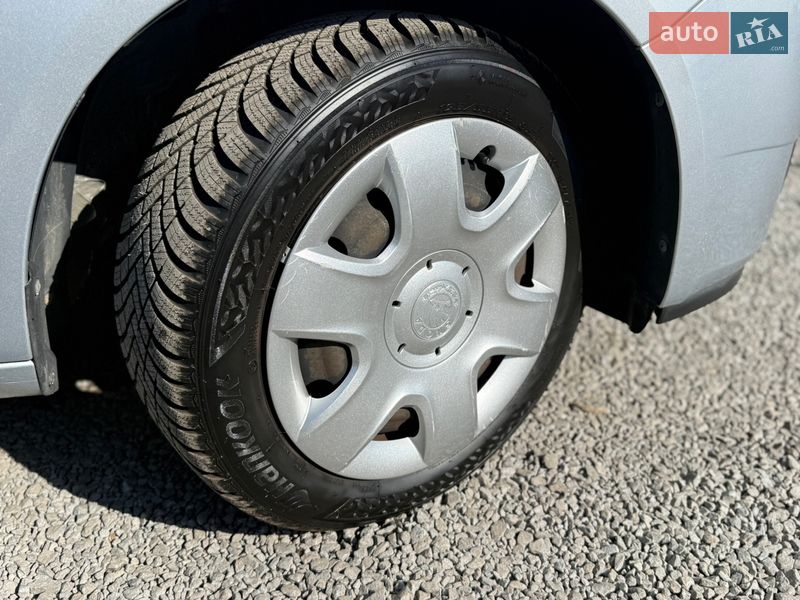 Универсал Skoda Fabia 2010 в Ровно