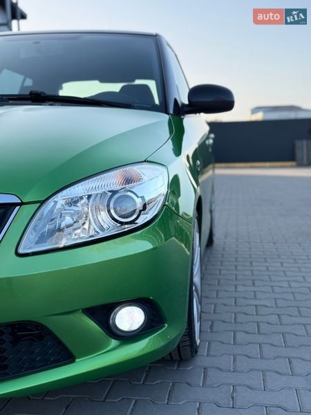 Хэтчбек Skoda Fabia 2011 в Владимире
