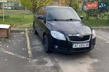 Універсал Skoda Fabia 2008 в Луцьку