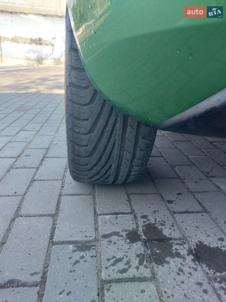 Хэтчбек Skoda Fabia 2011 в Луцке