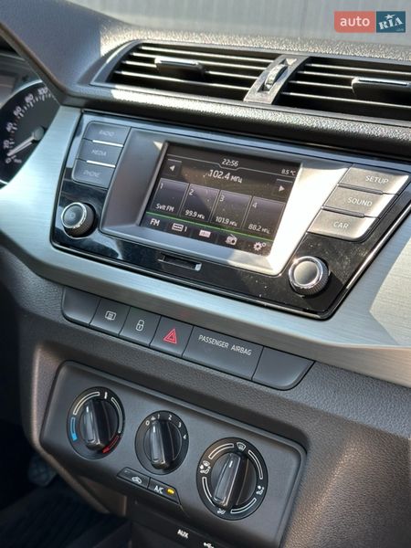 Хэтчбек Skoda Fabia 2015 в Мукачево