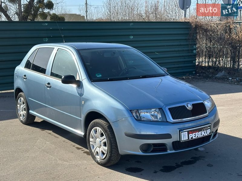 Хэтчбек Skoda Fabia 2006 в Киеве фото Хэтчбек Skoda Fabia 2006 в Киеве