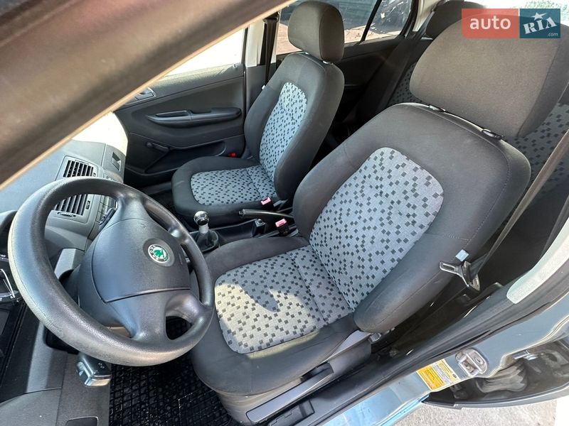 Хэтчбек Skoda Fabia 2006 в Киеве фото 15 Хэтчбек Skoda Fabia 2006 в Киеве
