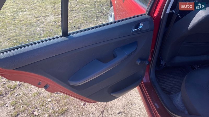 Хэтчбек Skoda Fabia 2005 в Черкассах