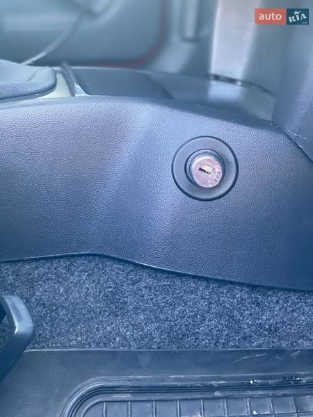 Хэтчбек Skoda Fabia 2005 в Черкассах